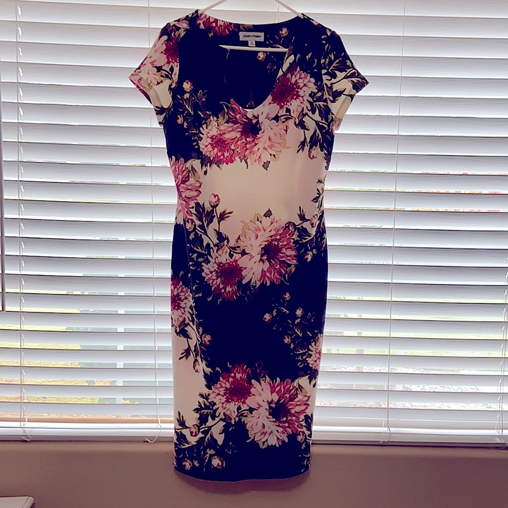 Shelby & Palmer dress size 10 42inches long.  Worn only once, perfect condition